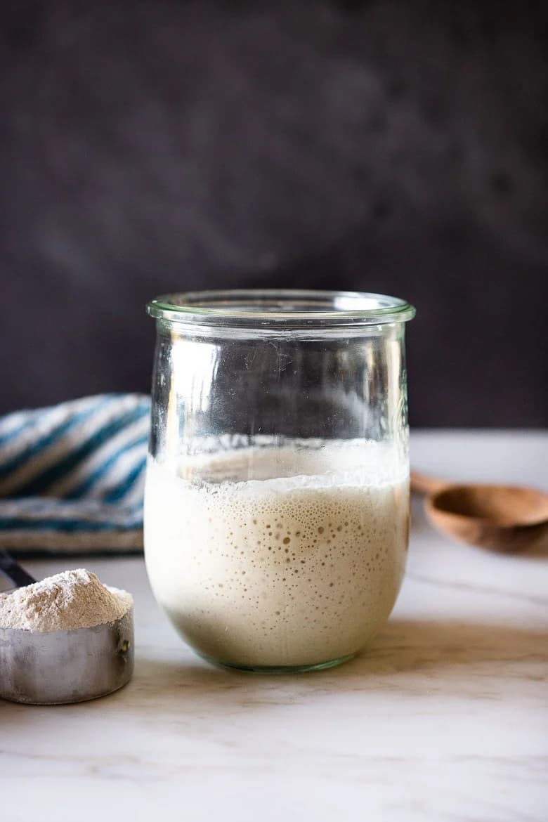 How to Make a Sourdough Starter From Scratch